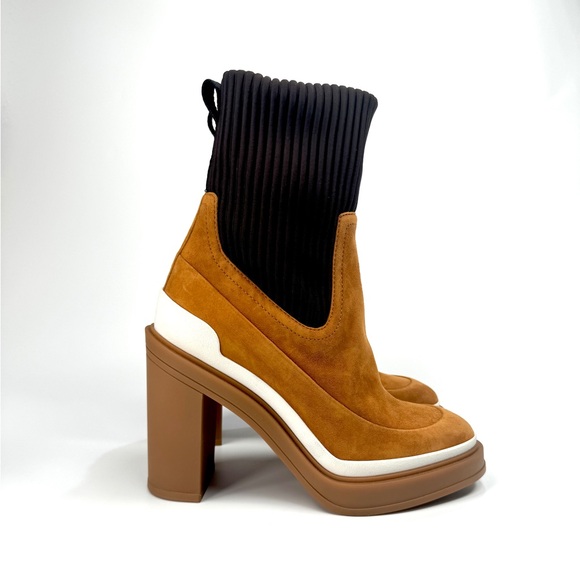 Hermès camel and brown suede heel boots - Picture 1 of 8